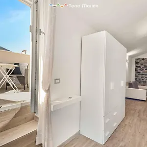 Appartamento Il Cielo In Stanza, Terre Marine